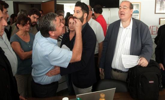 Ένταση στη συνάντηση Φίλη – ΟΛΜΕ – ΒΙΝΤΕΟ