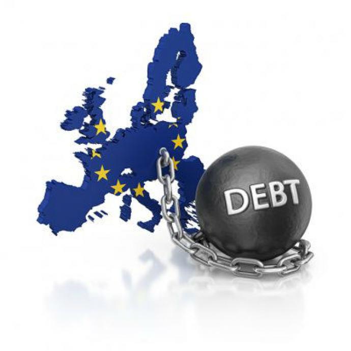 Το έλλειμμα της Ευρωζώνης μειώνεται και το συνολικό χρέος αυξάνεται