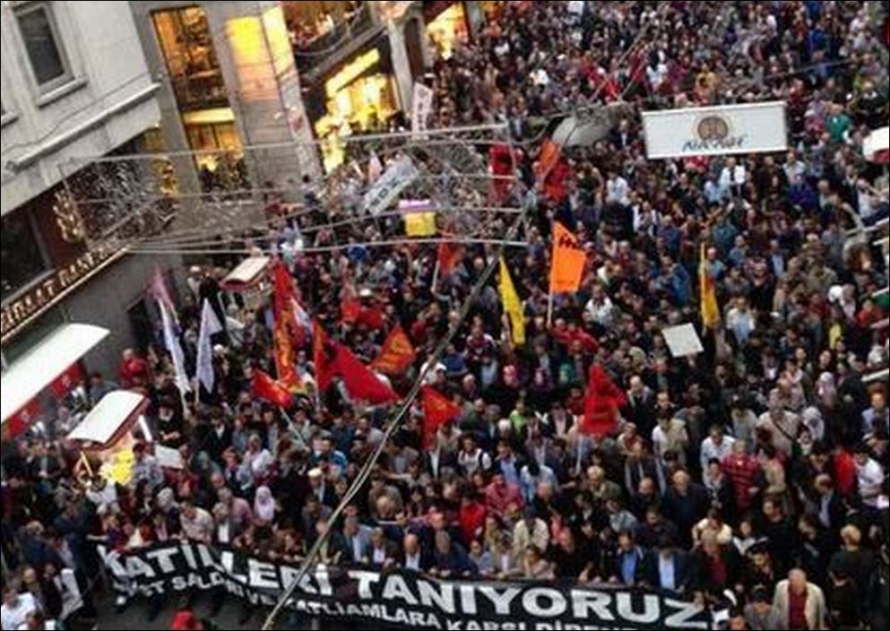 Διαδήλωση κατά του Ερντογάν στην Κωνσταντινούπολη – ΦΩΤΟ