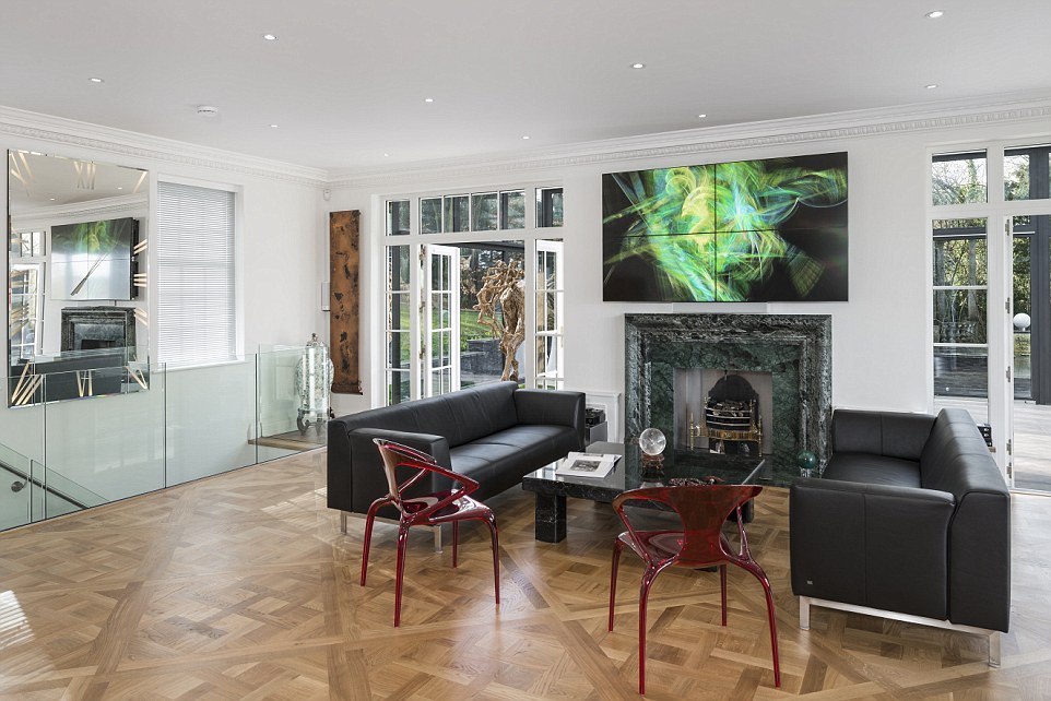 There's also an exquisite green marble fireplace from America that had been thrown out in a skip on the pavement outside the Rockefeller’s house - until Geller spotted it's beauty and salvaged it