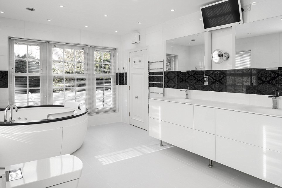 The toilet in Geller's bathroom asks your preferences when it comes to position and pressure. It also washes you, dries you and lets out a scent afterwards