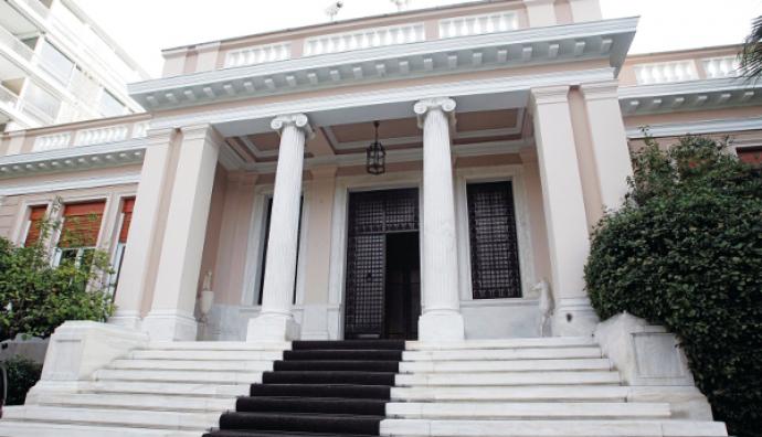 Νέο «αγκάθι» στη διαπραγμάτευση τα φαρμακεία