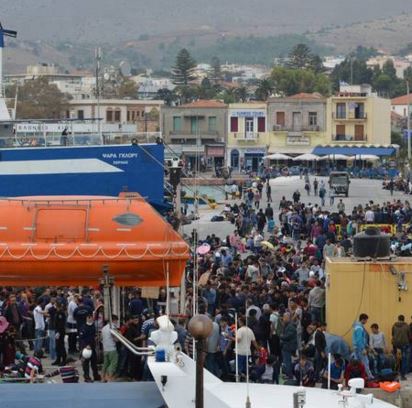 “Βούλιαξε” η Χίος από πρόσφυγες και μετανάστες – ΦΩΤΟ