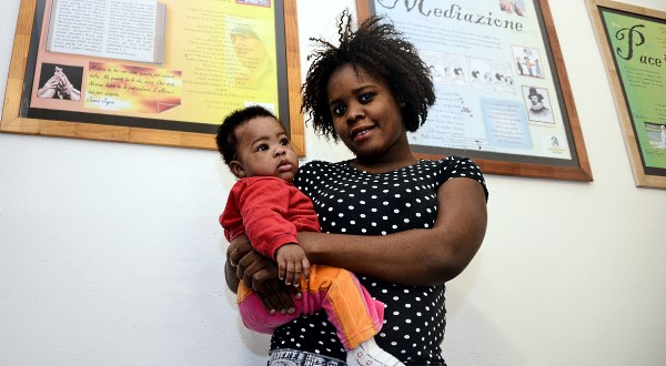 H “πριγκίπισσα των μεταναστών” στο πρώτο βήμα για ένα καλύτερο αύριο – ΦΩΤΟ