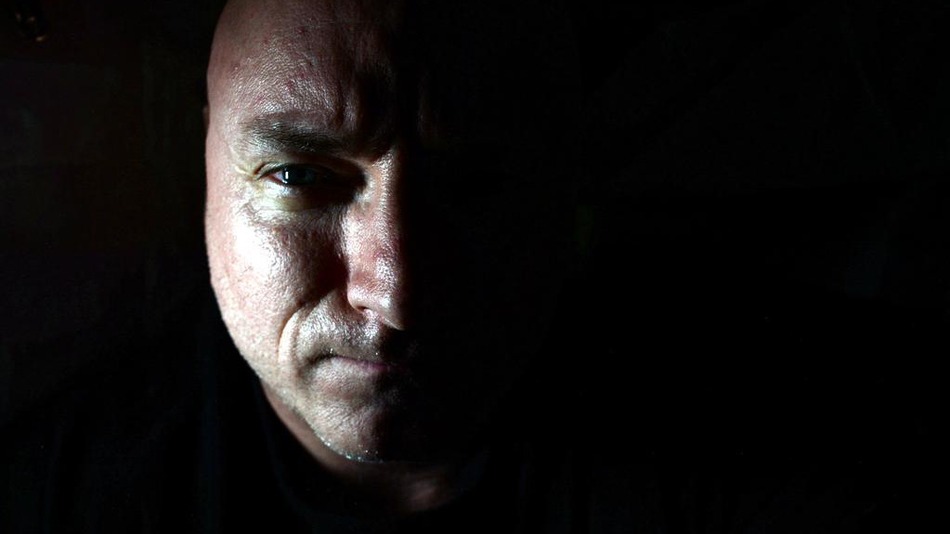 Συγκλονιστικές φωτογραφίες από τον αστροναύτη με το ρεκόρ μοναξιάς