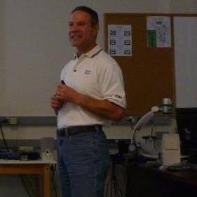 Όρεγκον – Τα tweets του καθηγητή που κρύφτηκε στο γραφείο του