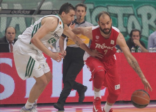 Παναθηναϊκός – Ολυμπιακός 56-55 (30′)