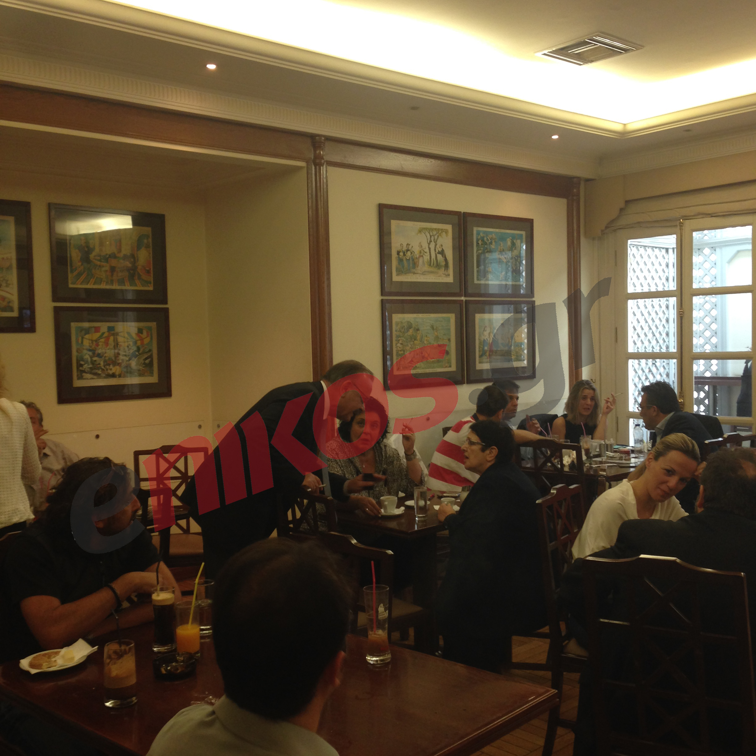 Ο Σταμάτης της ΝΔ στο τραπέζι της Παπαρήγα με την Κανέλλη– ΦΩΤΟ