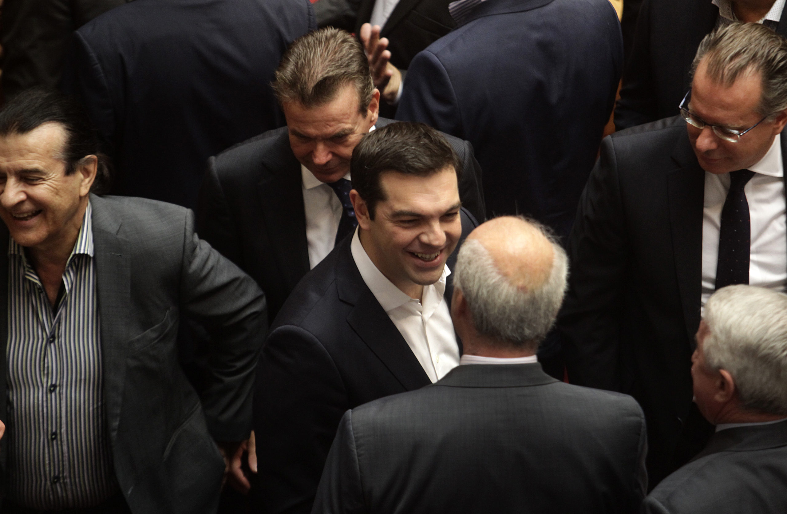 Το τετ α τετ Τσίπρα – Μεϊμαράκη στη Βουλή – ΦΩΤΟ