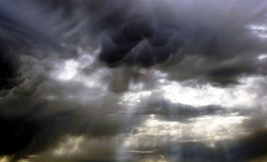 Συννεφιά και τοπικές βροχές