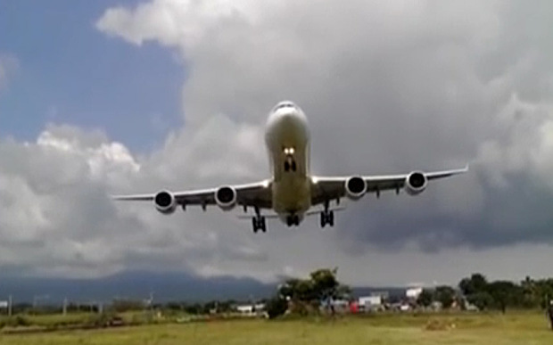 Οι 5 πιο τρομακτικές προσγειώσεις σύμφωνα με την Telegraph – ΒΙΝΤΕΟ