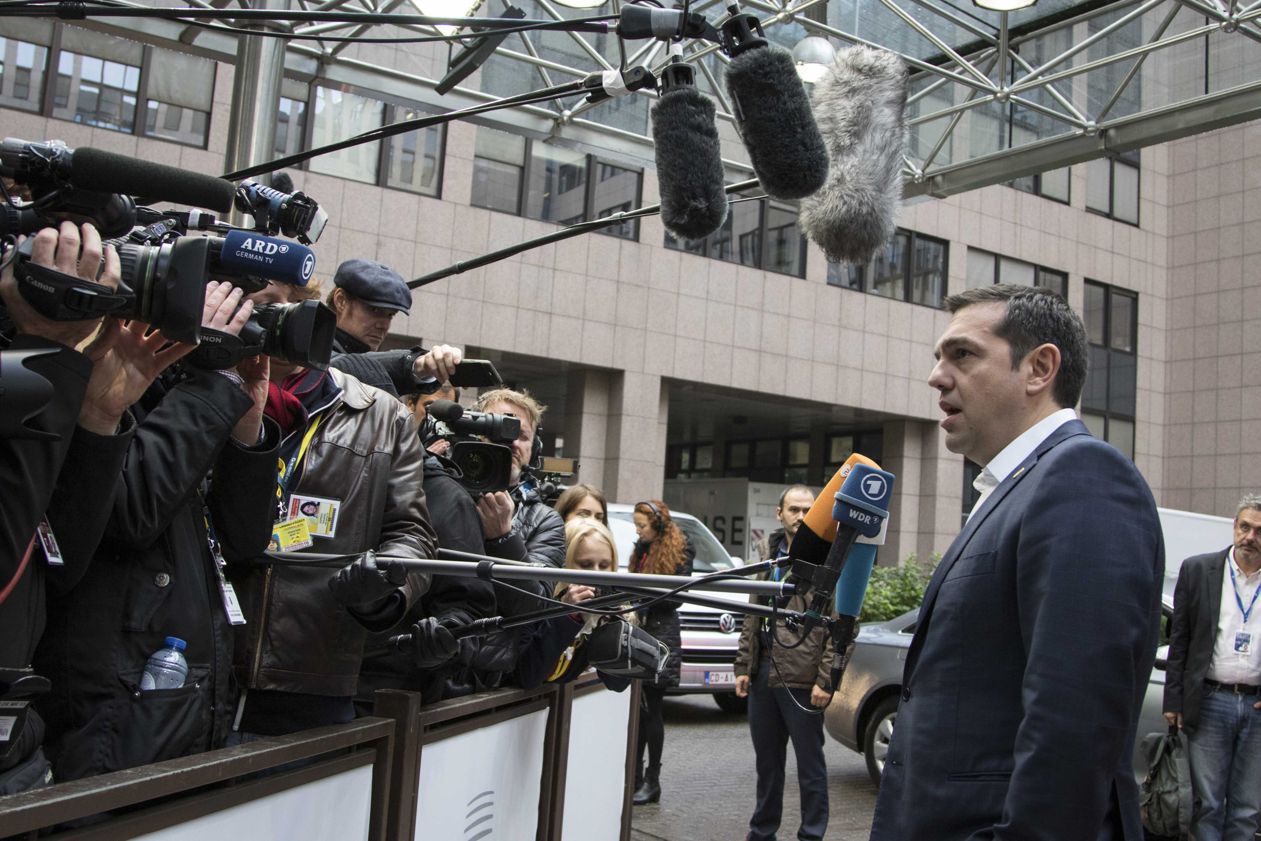 Τσίπρας: Στη σωστή κατεύθυνση αλλά με «ρυθμούς χελώνας» κινείται η Ε.Ε.