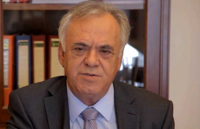 Ανακεφαλαιοποίηση: Κατά των ακραίων λύσεων ο Δραγασάκης