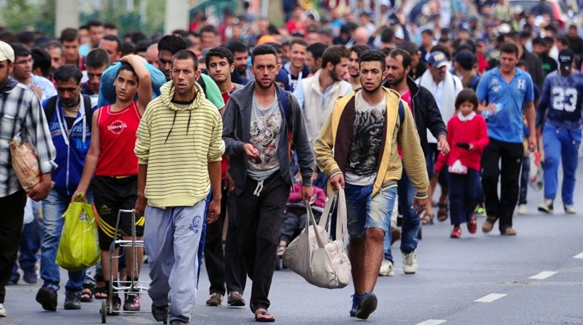 Η Κροατία άνοιξε τα σύνορά της με τη Σερβία για τους πρόσφυγες
