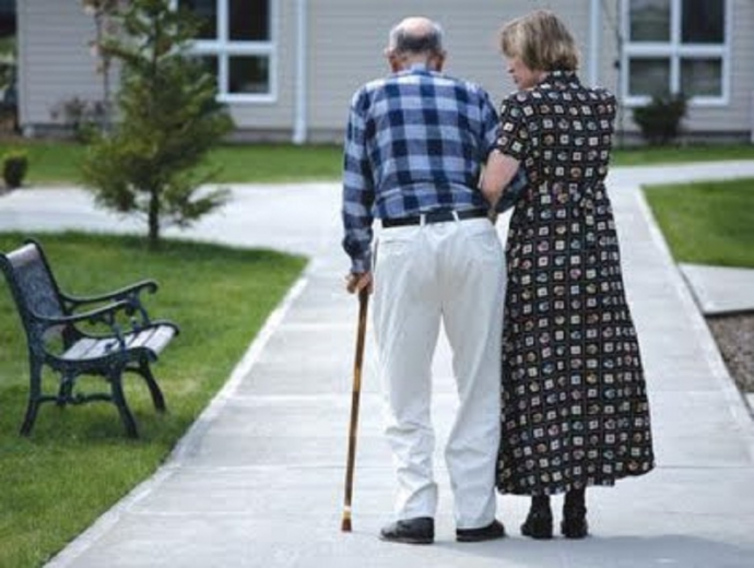 Σε απόγνωση 10.000 ηλικιωμένοι στα γηροκομεία λόγω της αύξησης του ΦΠΑ