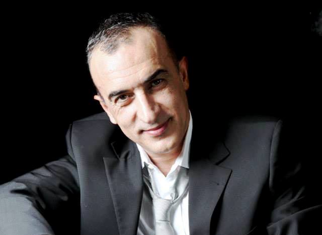 Παντρεύτηκε ο βασιλιάς του μπλακ-τζακ Τζον Τάραμας – ΦΩΤΟ