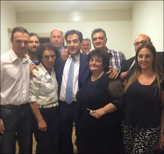 Το “ευχαριστώ” του Άδωνι στους… 50 γενναίους