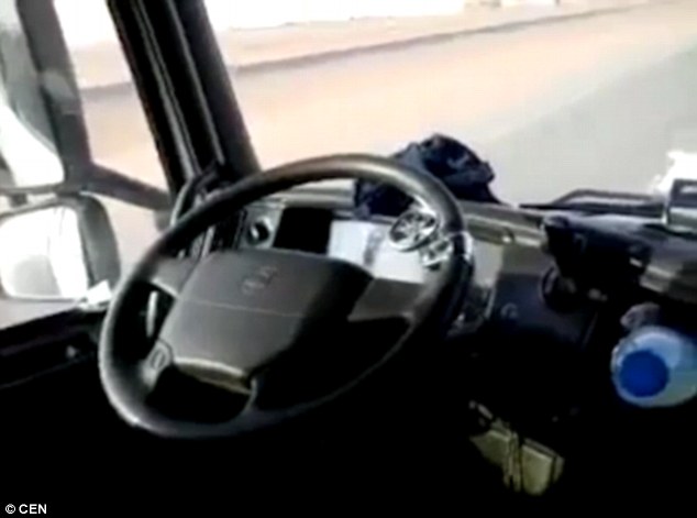 Ένας επικίνδυνος οδηγός νταλίκας – ΒΙΝΤΕΟ