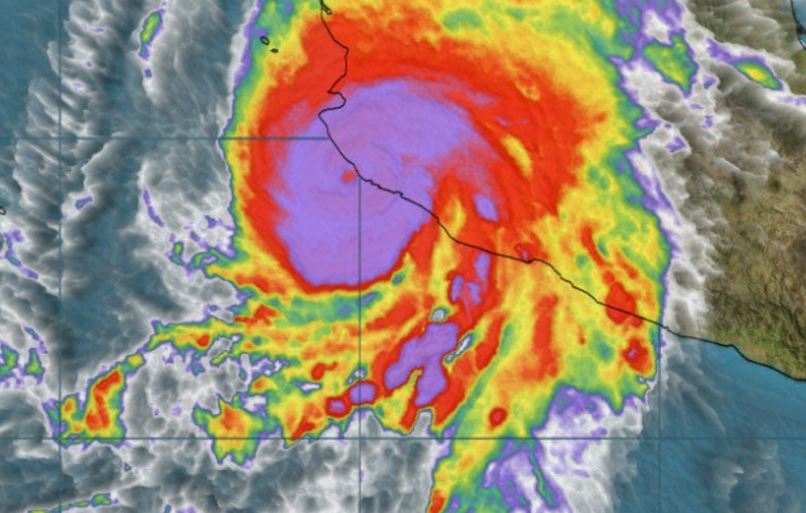 Ο τυφώνας “Πατρίσια” απειλεί το Μεξικό