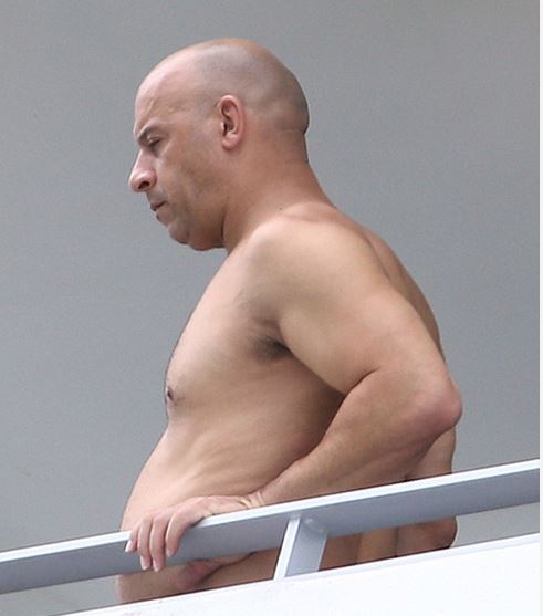 Ο Βιν Ντίζελ δείχνει την κοιλιά του στο instagram – ΦΩΤΟ