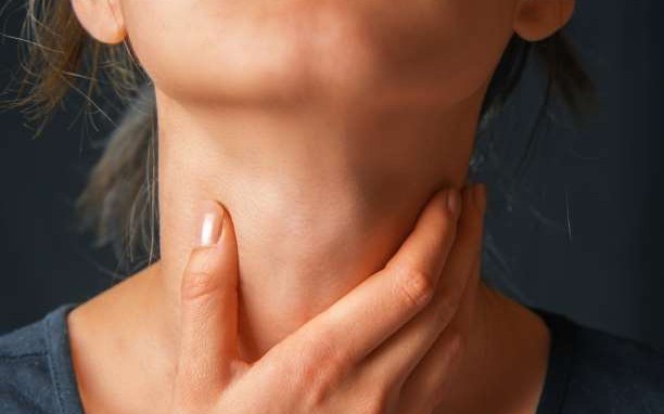 Φυσικοί τρόποι αντιμετώπισης για τους όζους του θυρεοειδή