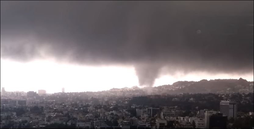 Τα βίντεο των αναγνωστών με τον “ανεμοστρόβιλο”