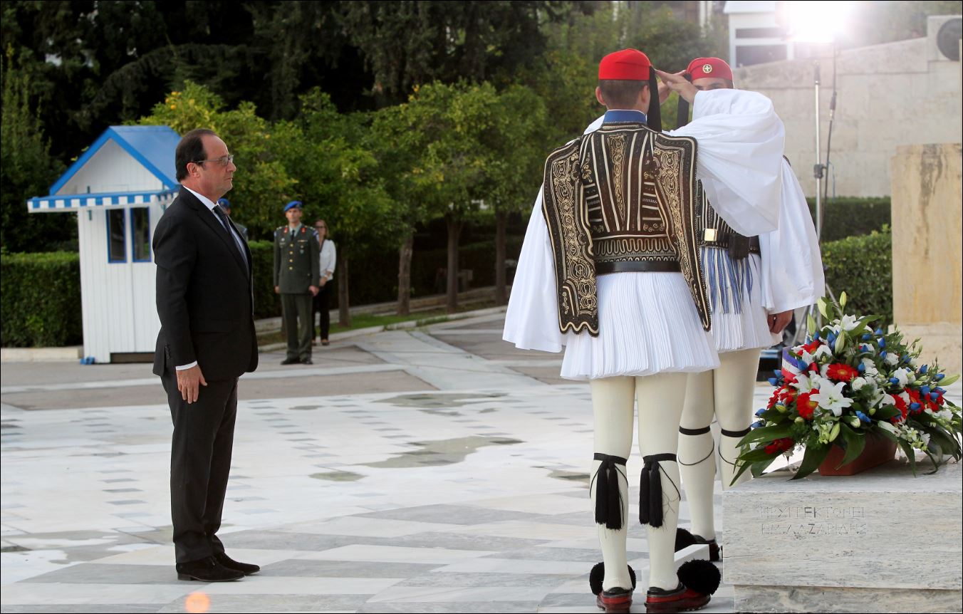 Ολάντ: Η Γαλλία έχει τη πρόθεση να φέρει το θέμα του χρέους στο τραπέζι των διαπραγματεύσεων