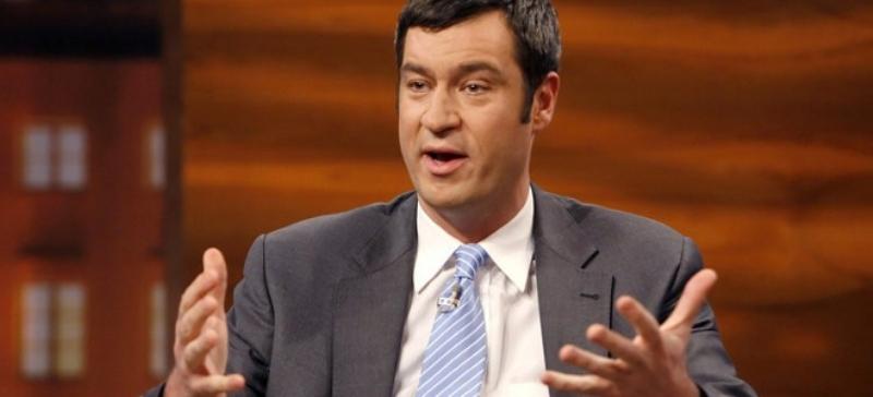 Σέντερ: Πραγματική κρίση στον κυβερνητικό συνασπισμό λόγω προσφυγικού