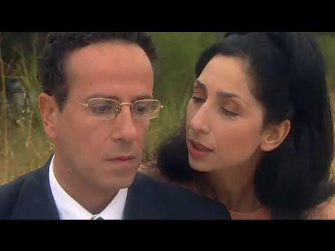 Ο χρόνος “ξέχασε” τη σύζυγο του Πώποτα από το “Καφέ της Χαράς” – ΦΩΤΟ