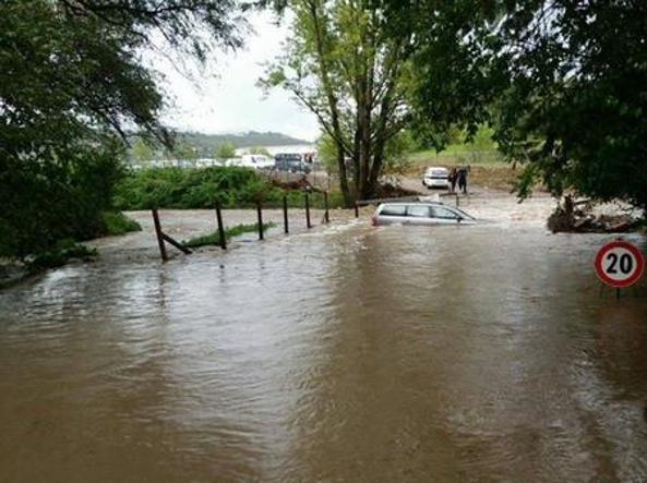 Δύο νεκροί από την κακοκαιρία στην Ιταλία