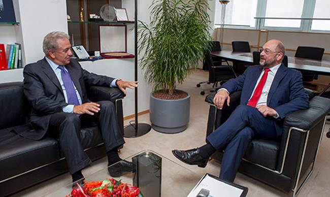 Στο Κέντρο Μεταναστών Μυτιλήνης την Παρασκευή Σουλτς – Αβραμόπουλος