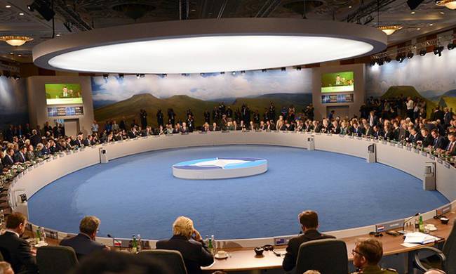 Προβληματισμός στο ΝΑΤΟ από τις ρωσικές επιδρομές στη Συρία