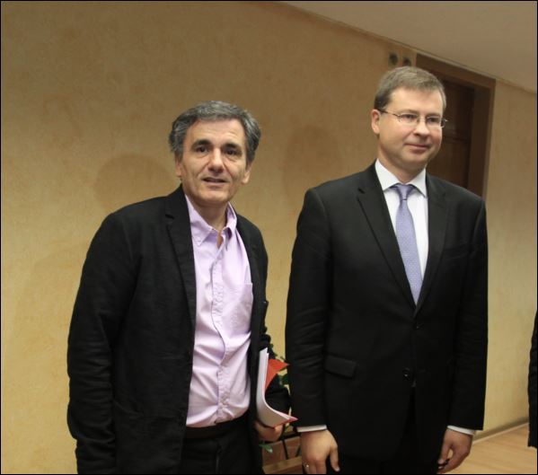 Τι κέρασαν τον Ντομπρόβσκις στο υπουργείο Οικονομικών – ΦΩΤΟ