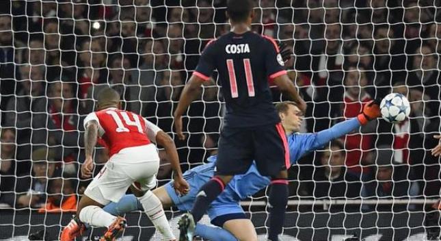 Η απόκρουση της χρονιάς από τον Νόιερ – ΒΙΝΤΕΟ