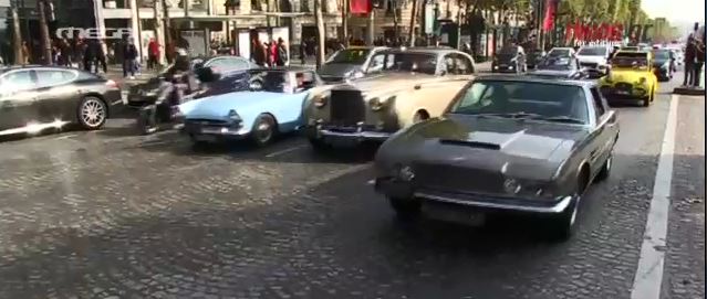 Στο Παρίσι “παρέλασαν” τα αυτοκίνητα του Τζέιμς Μποντ – ΒΙΝΤΕΟ