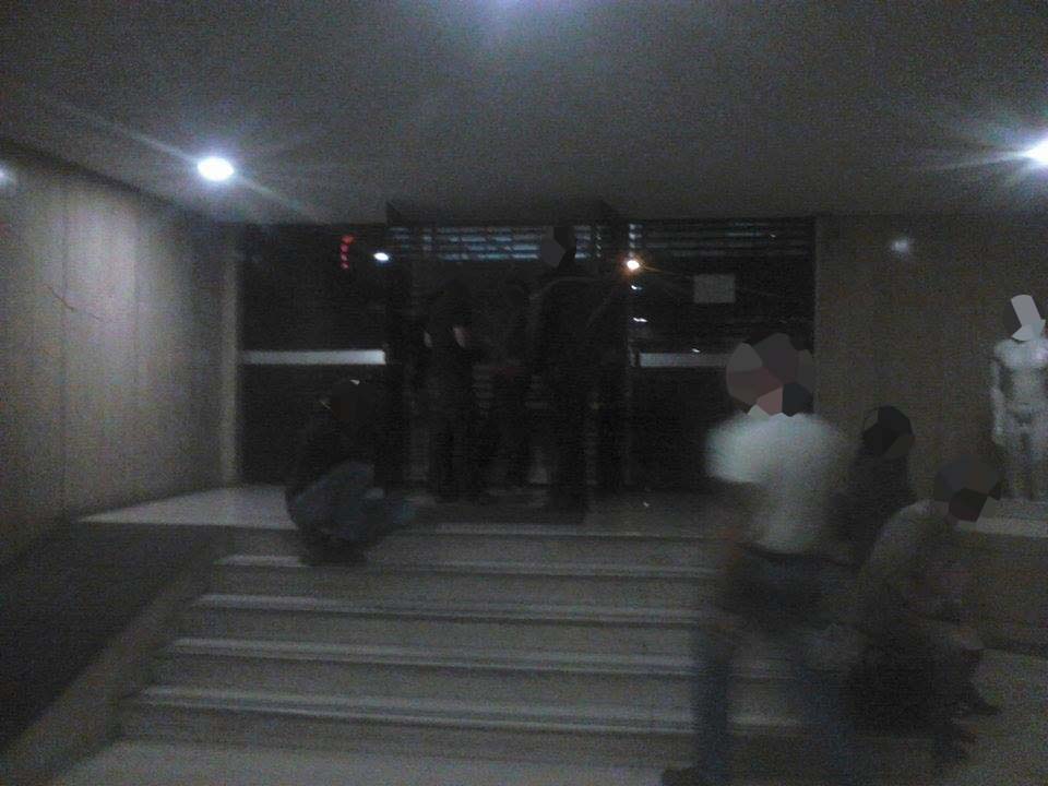 ΦΩΤΟ από την κατάληψη στα γραφεία των ΑΝΕΛ