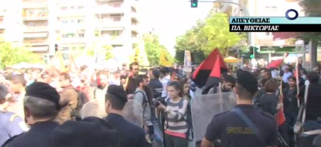Συγκεντρώσεις και ένταση στην πλατεία Βικτωρίας – ΒΙΝΤΕΟ