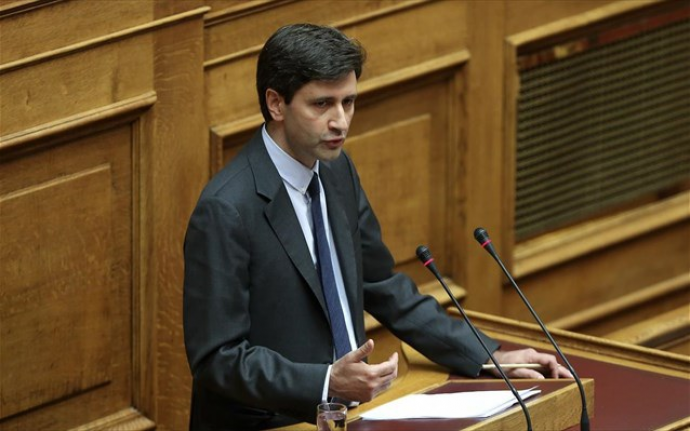 Χουλιαράκης: Η ύφεση θα είναι ηπιότερη στο τελικό σχέδιο του προϋπολογισμού