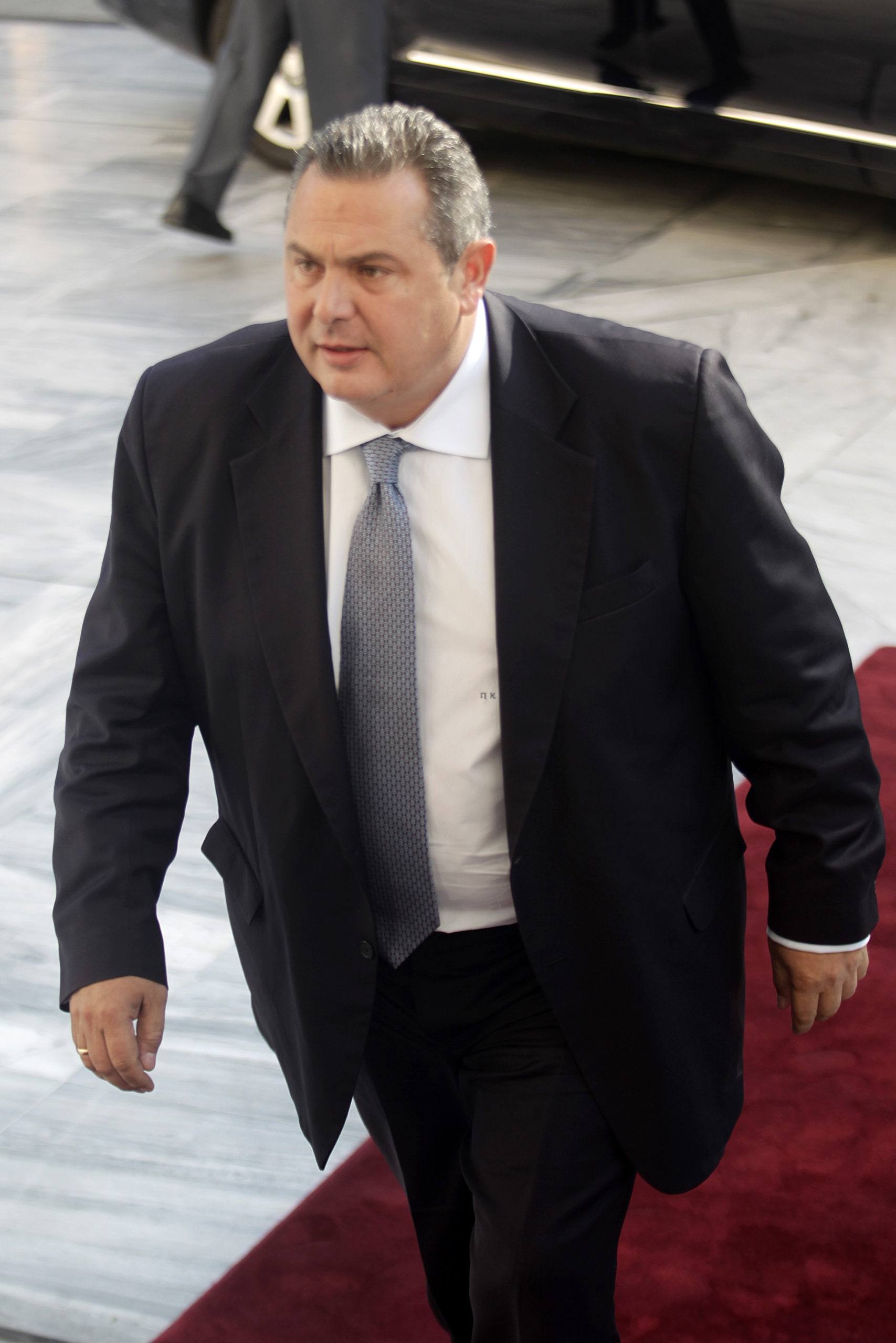 Η άφιξη του Καμμένου στη Βουλή – ΦΩΤΟ