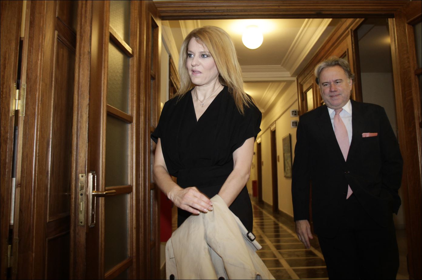 Η εντυπωσιακή Τζάκρη και το “σκανάρισμα” του Κατρούγκαλου – ΦΩΤΟ