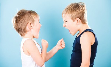 Oι τσακωμοί του παιδιού στο σχολείο- Πώς να παρέμβετε