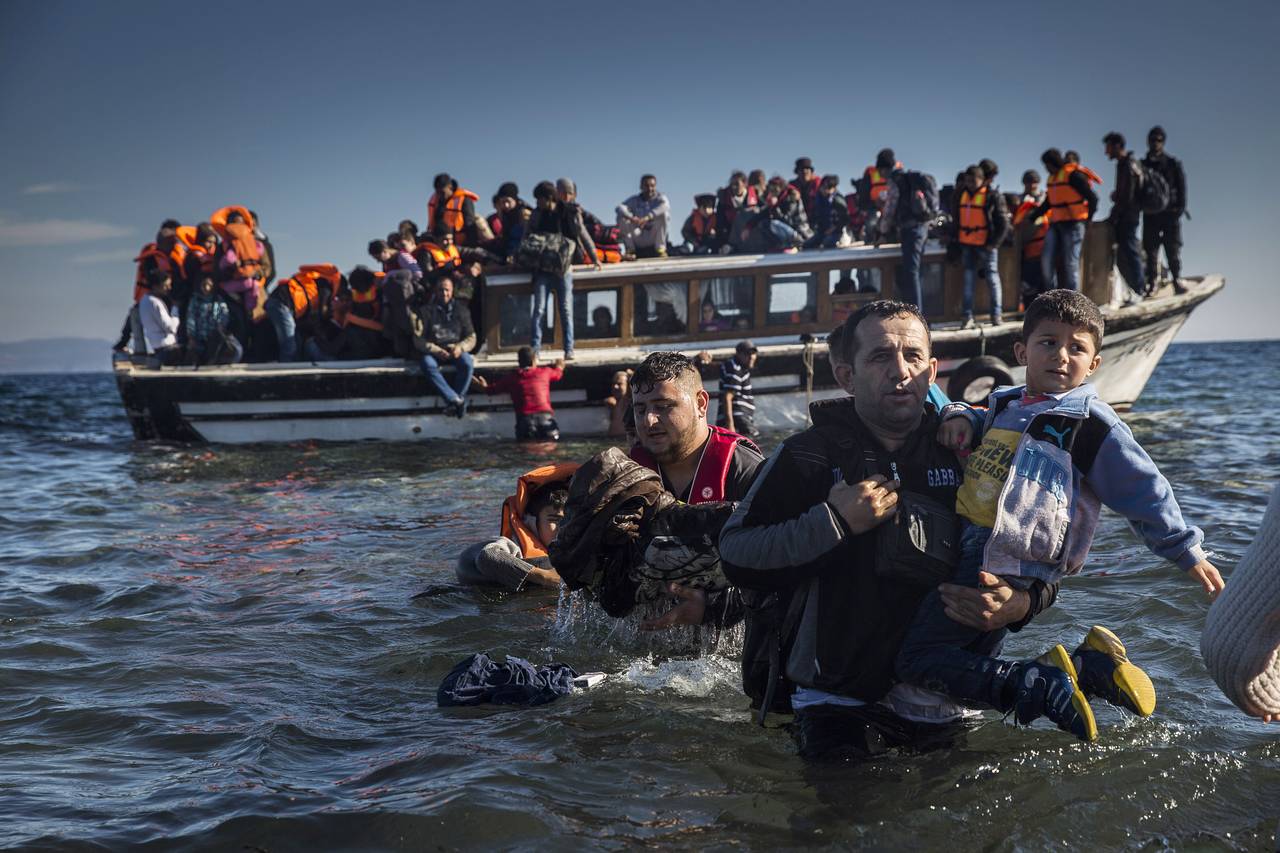 WSJ: Το ευρωπαϊκό σχέδιο για έλεγχο των προσφυγικών ροών αντιμετωπίζει δυσκολίες