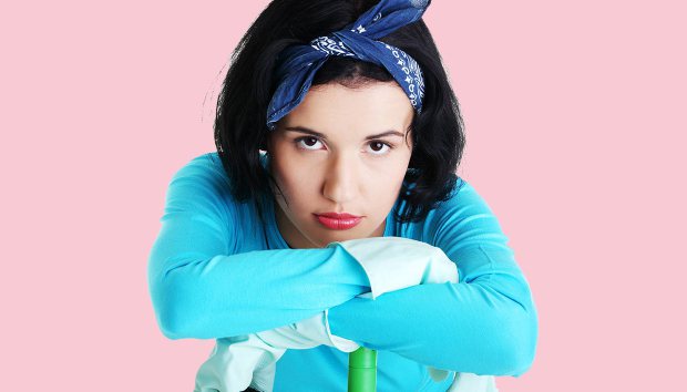 7 λάθη στο καθάρισμα που καταστρέφουν τα πράγματά σας