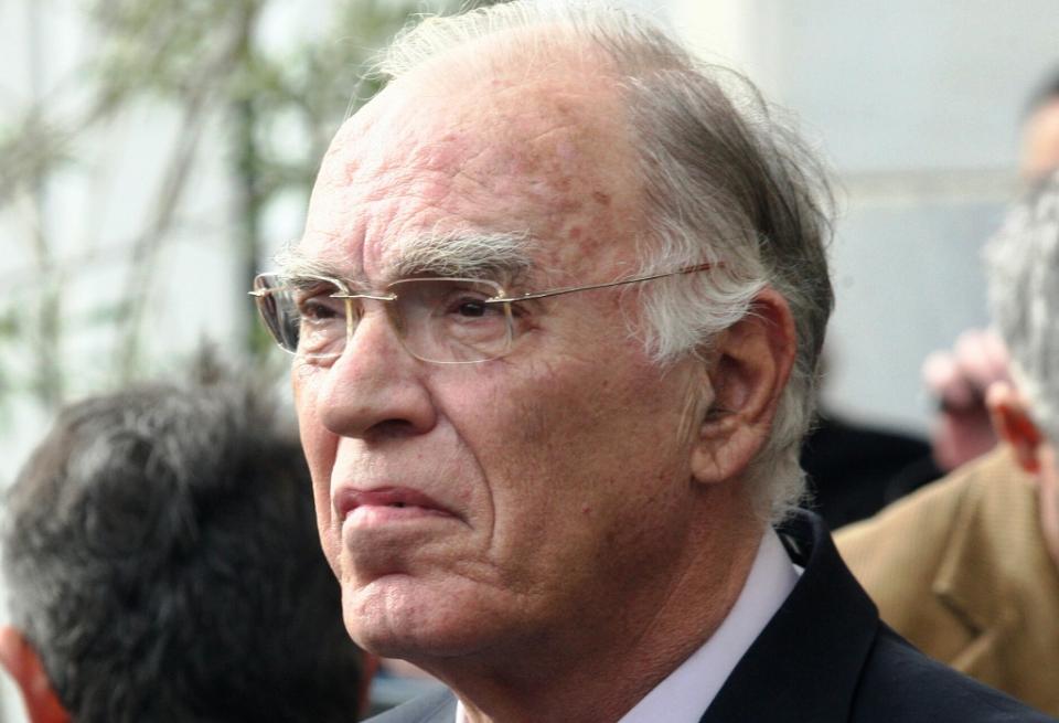 Λεβέντης: Ο Τσίπρας έχει 11 “απειλές” στους βουλευτές της κυβέρνησης