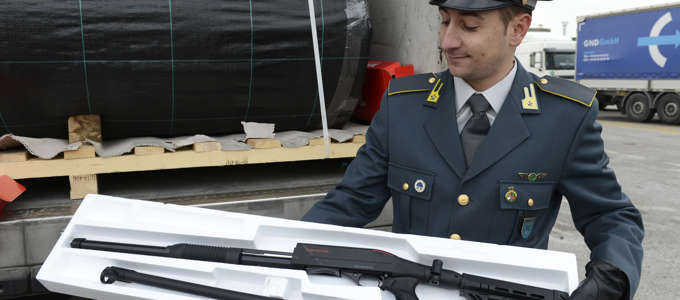 Εντοπίστηκε φορτηγό που μετέφερε καραμπίνες από την Τουρκία στο Βέλγιο