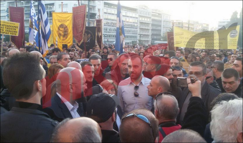 Βουλευτές της Χρυσής Αυγής στη συγκέντρωση των Ποντίων – ΦΩΤΟ