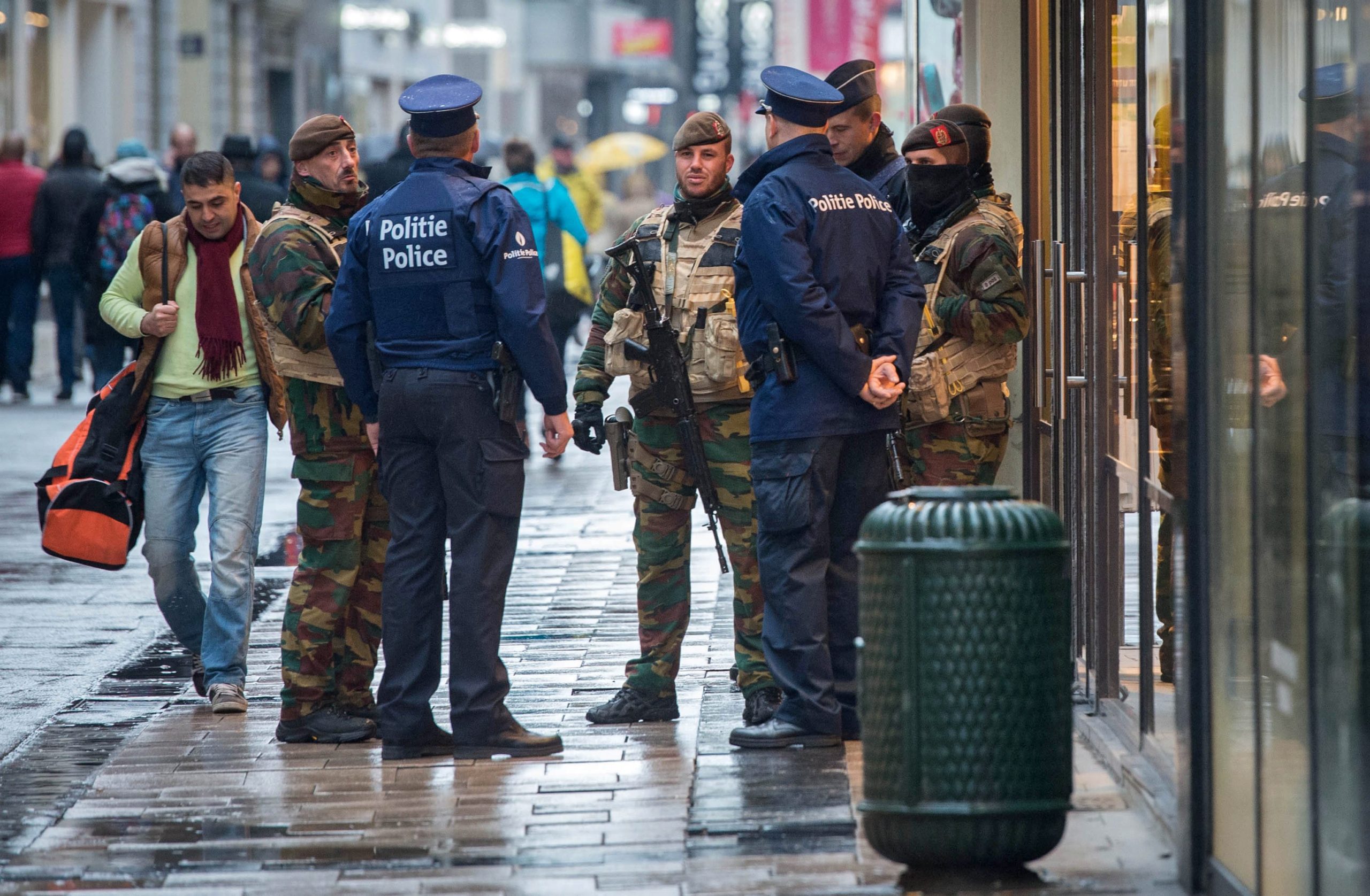 Σε “συναγερμό” οι Βρυξέλλες υπό το φόβο τρομοκρατικής απειλής – ΒΙΝΤΕΟ