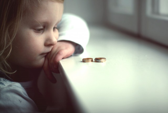 Διαζύγιο: 8 τρόποι να καθησυχάσετε το παιδί σας