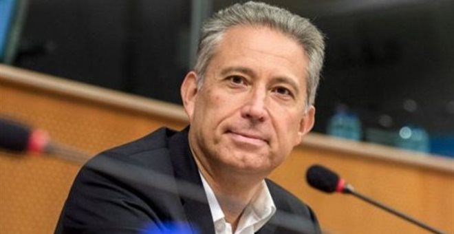 “Πονοκέφαλος” στον ΣΥΡΙΖΑ από την παρέμβαση του Χρυσόγονου