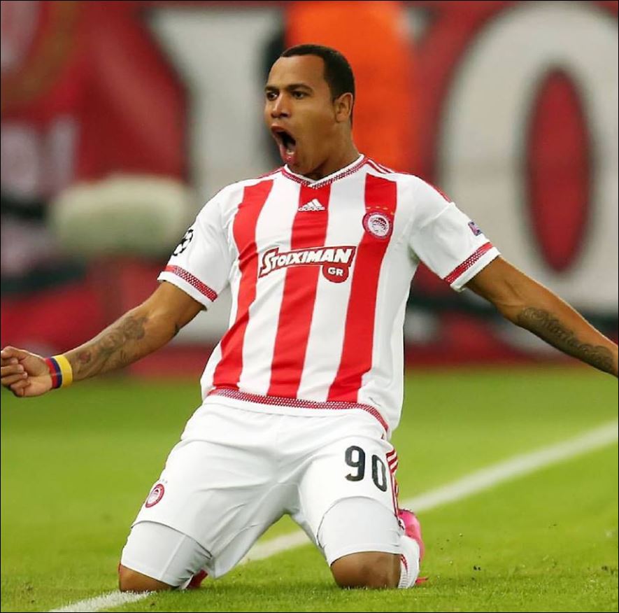 Θρυλική ανατροπή και αγκαλιά με την πρόκριση – Τα γκολ του Ολυμπιακού – ΒΙΝΤΕΟ